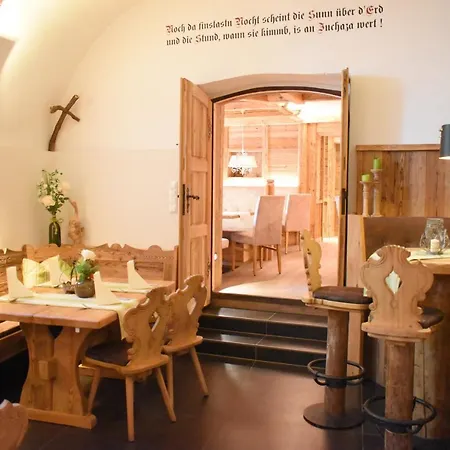 Hotell Gartenhotel Kloepferkeller Eibiswald