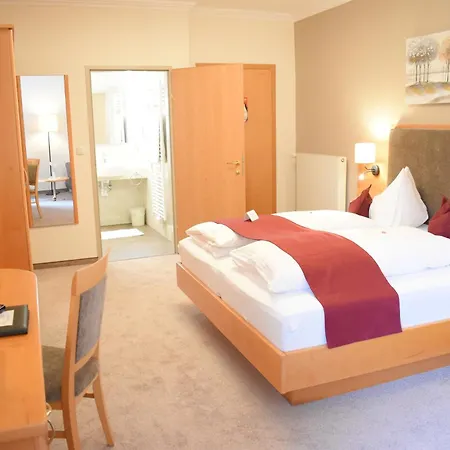 Gartenhotel Kloepferkeller 3*