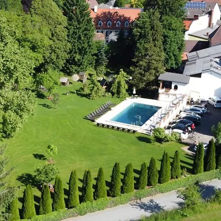 מלון Gartenhotel Kloepferkeller