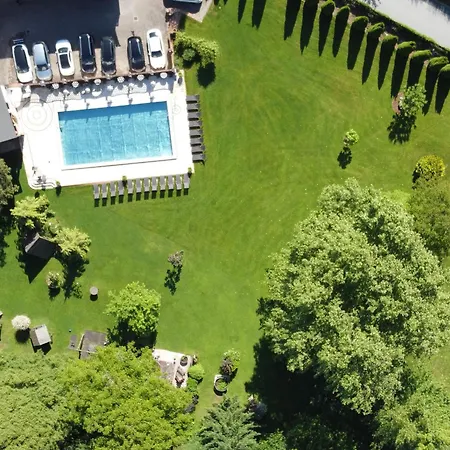 Gartenhotel Kloepferkeller מלון 3*